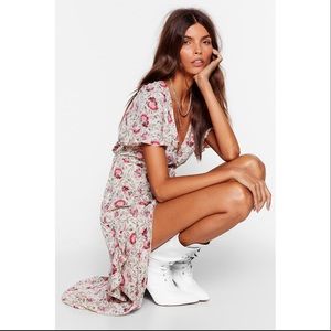 NWT Nasty Gal Floral V Neck High Low Midi Dress Size 6